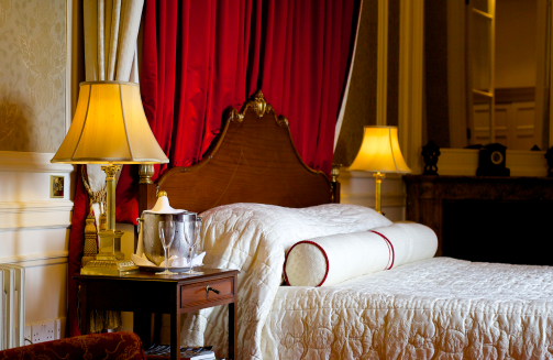 Luton Hoo Hotel bedroom'